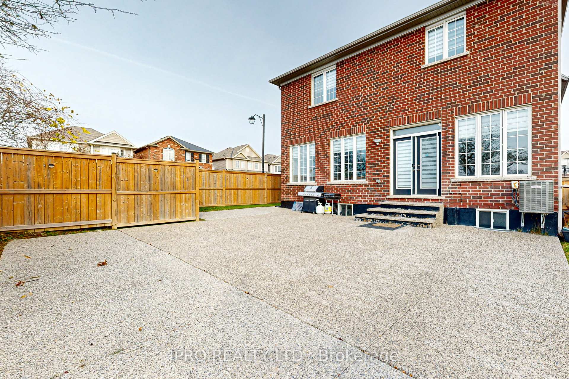 Photo 38 of 4 Brigham Avenue, Hamilton, Binbrook — HOMEH