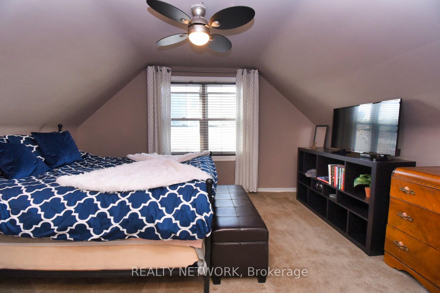 Photo 18 of 174 East 12th Street, Hamilton, Inch Park — HOMEH
