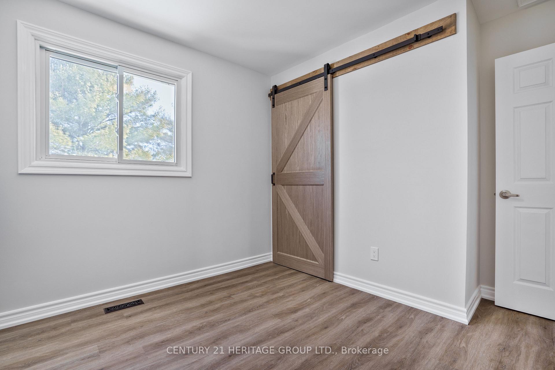 Photo 14 of 945 Vance Crescent, Innisfil, Alcona — HOMEH