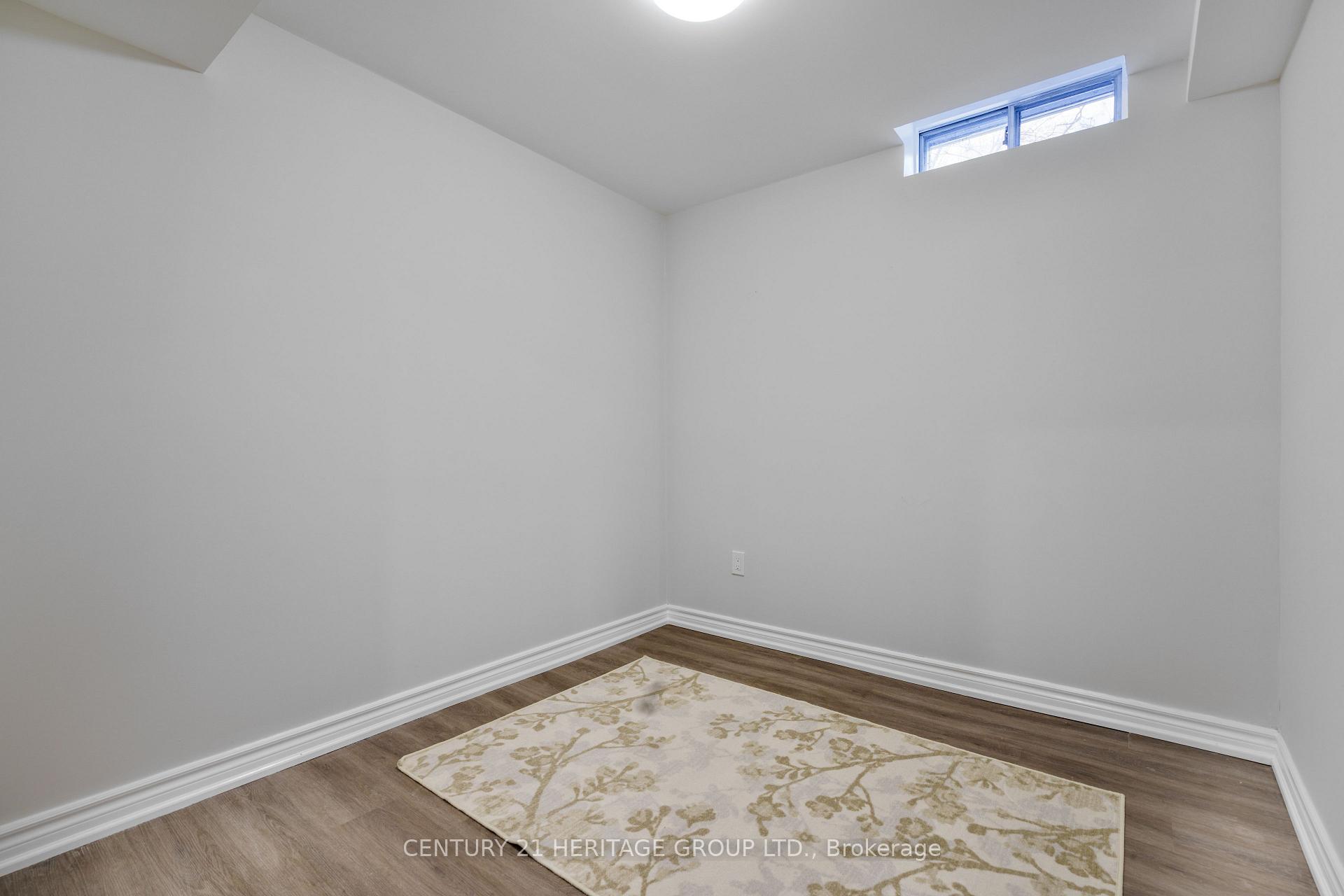 Photo 19 of 945 Vance Crescent, Innisfil, Alcona — HOMEH