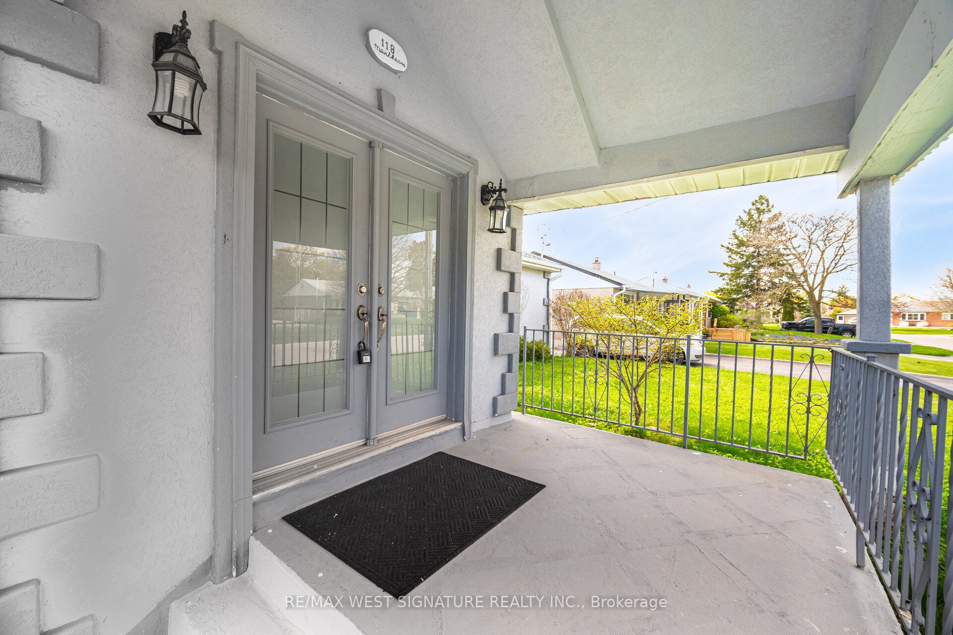 Photo 2 of 118 Martha Crescent, Caledon, Bolton West — HOMEH
