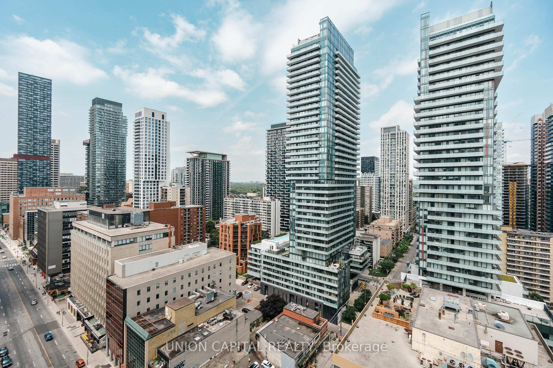 Photo 16 of Unit 2203, 125 Redpath Avenue, Toronto, Mount Pleasant West — HOMEH