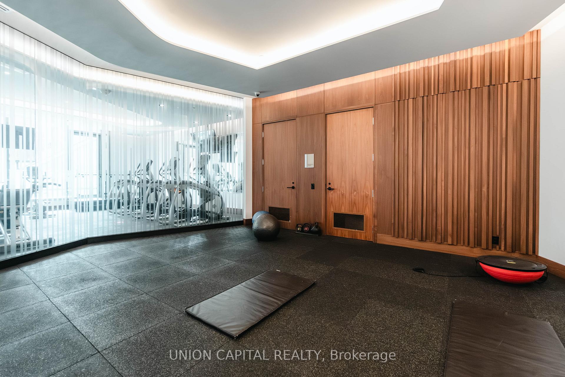Photo 8 of Unit 2203, 125 Redpath Avenue, Toronto, Mount Pleasant West — HOMEH