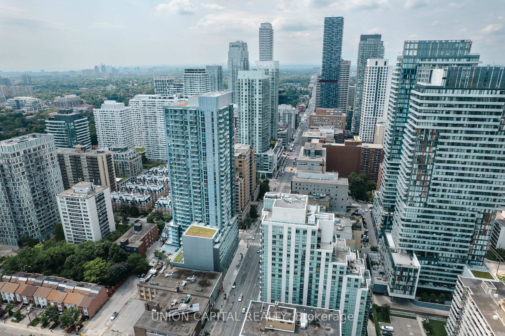 Photo 24 of Unit 2203, 125 Redpath Avenue, Toronto, Mount Pleasant West — HOMEH