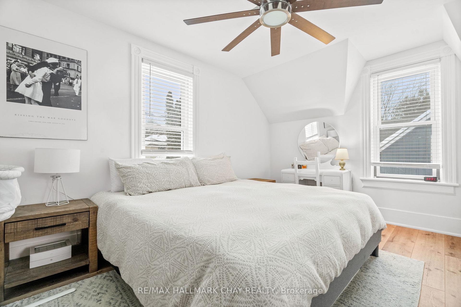 Photo 20 of 10 Albert Street E, Springwater, Hillsdale — HOMEH