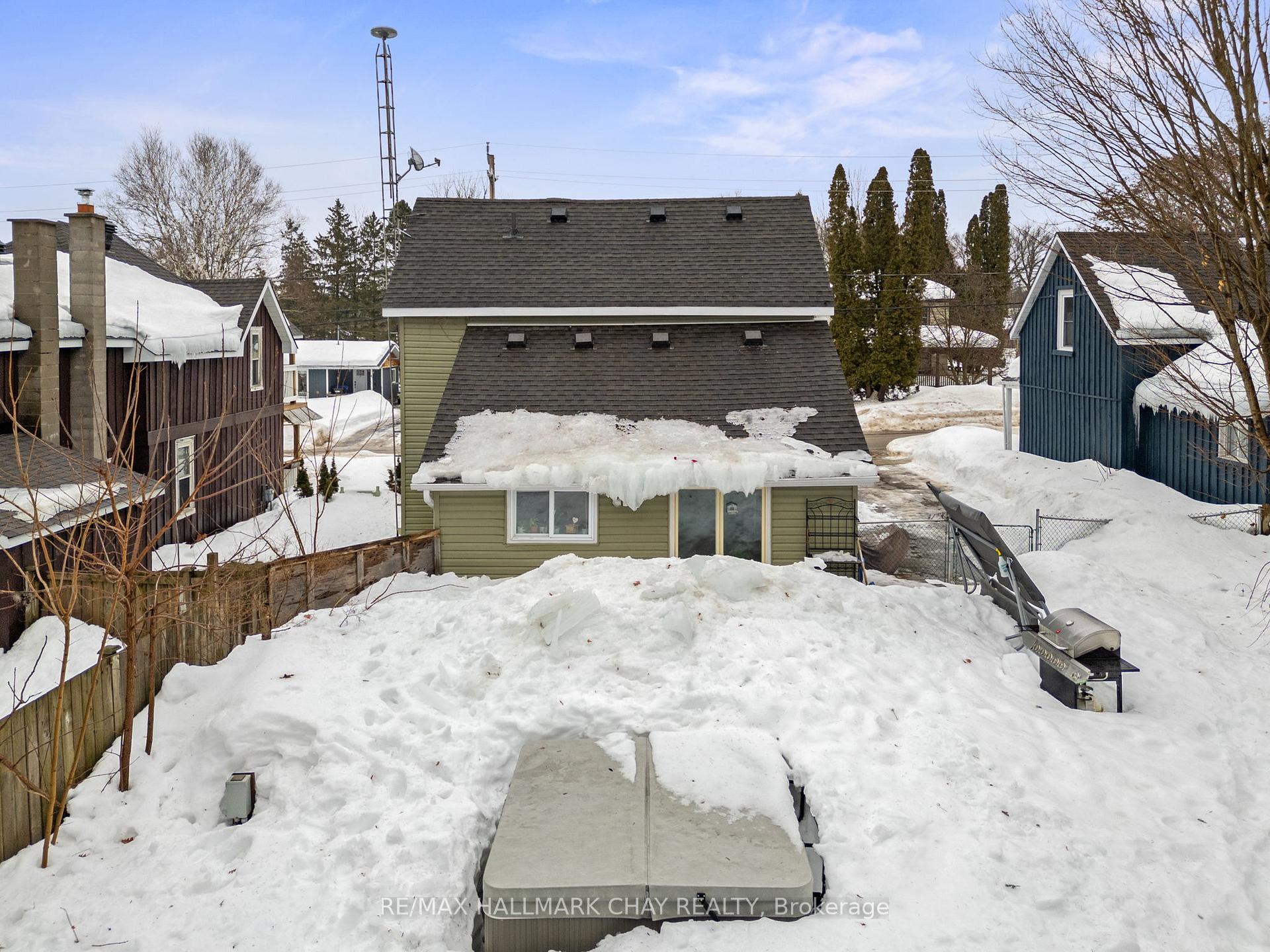 Photo 27 of 10 Albert Street E, Springwater, Hillsdale — HOMEH