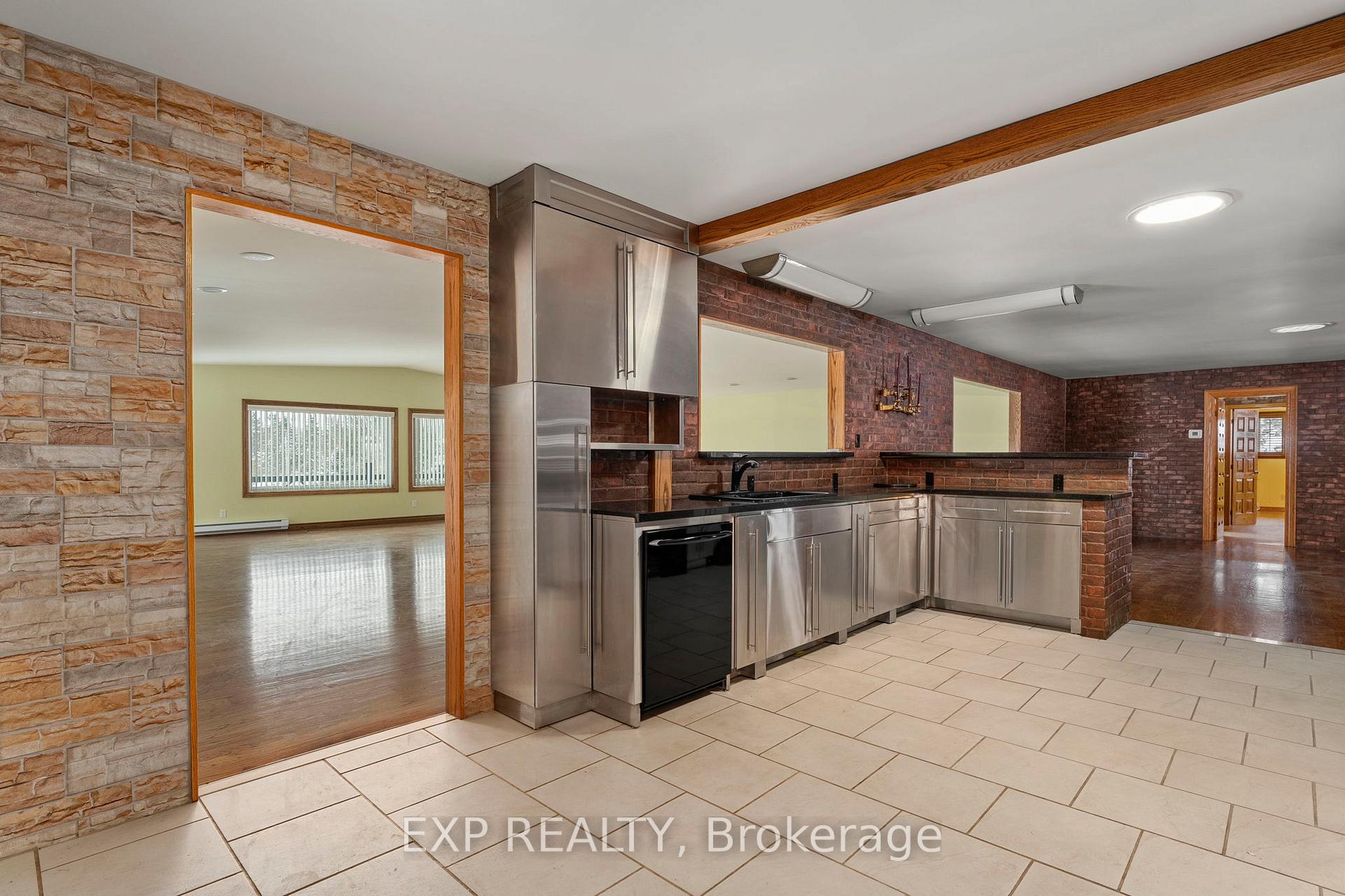 Photo 2 of 2866 20th Side Road, New Tecumseth, Rural New Tecumseth — HOMEH