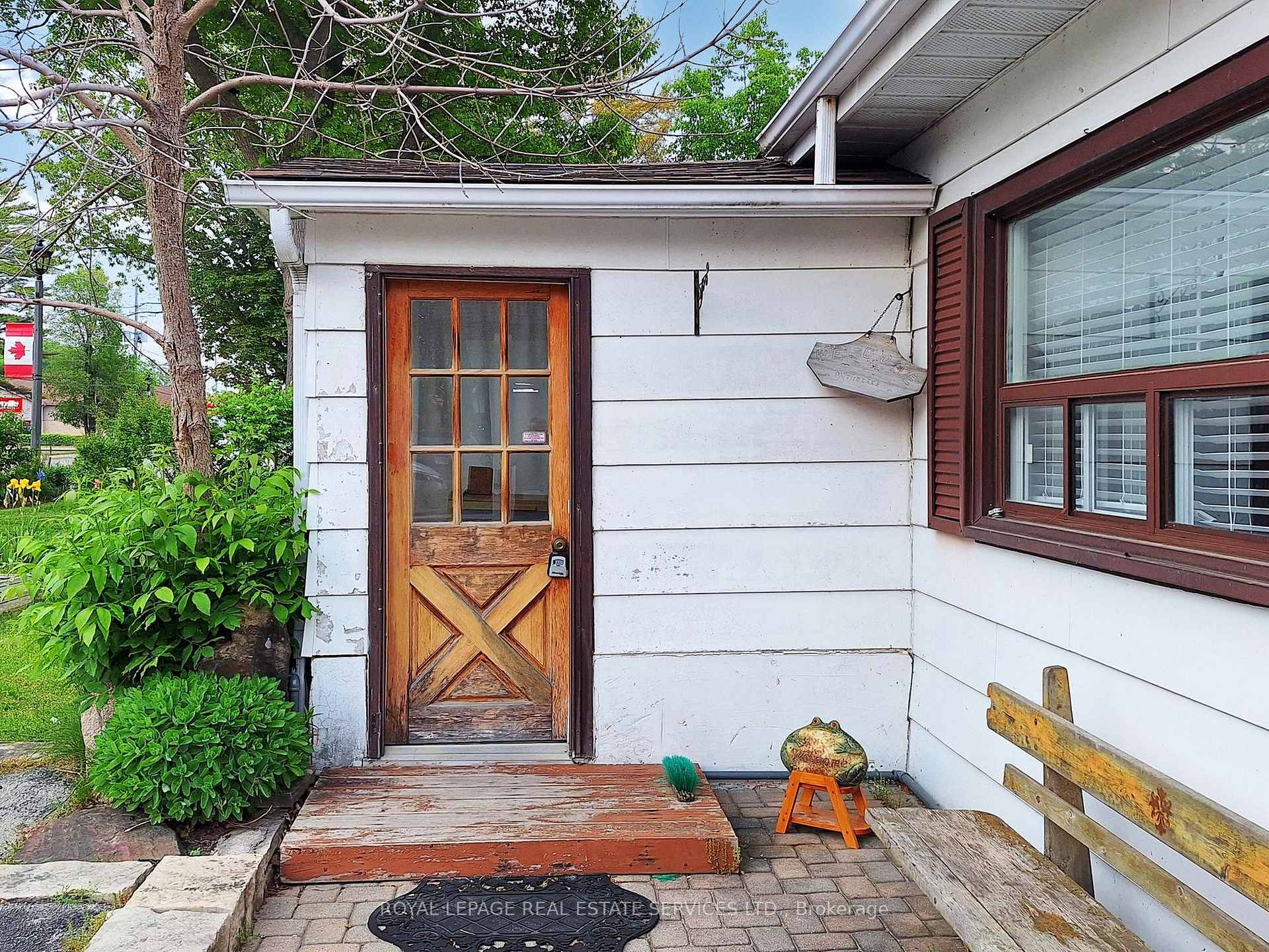 Photo 4 of 1351 Mosley Street, Wasaga Beach — HOMEH