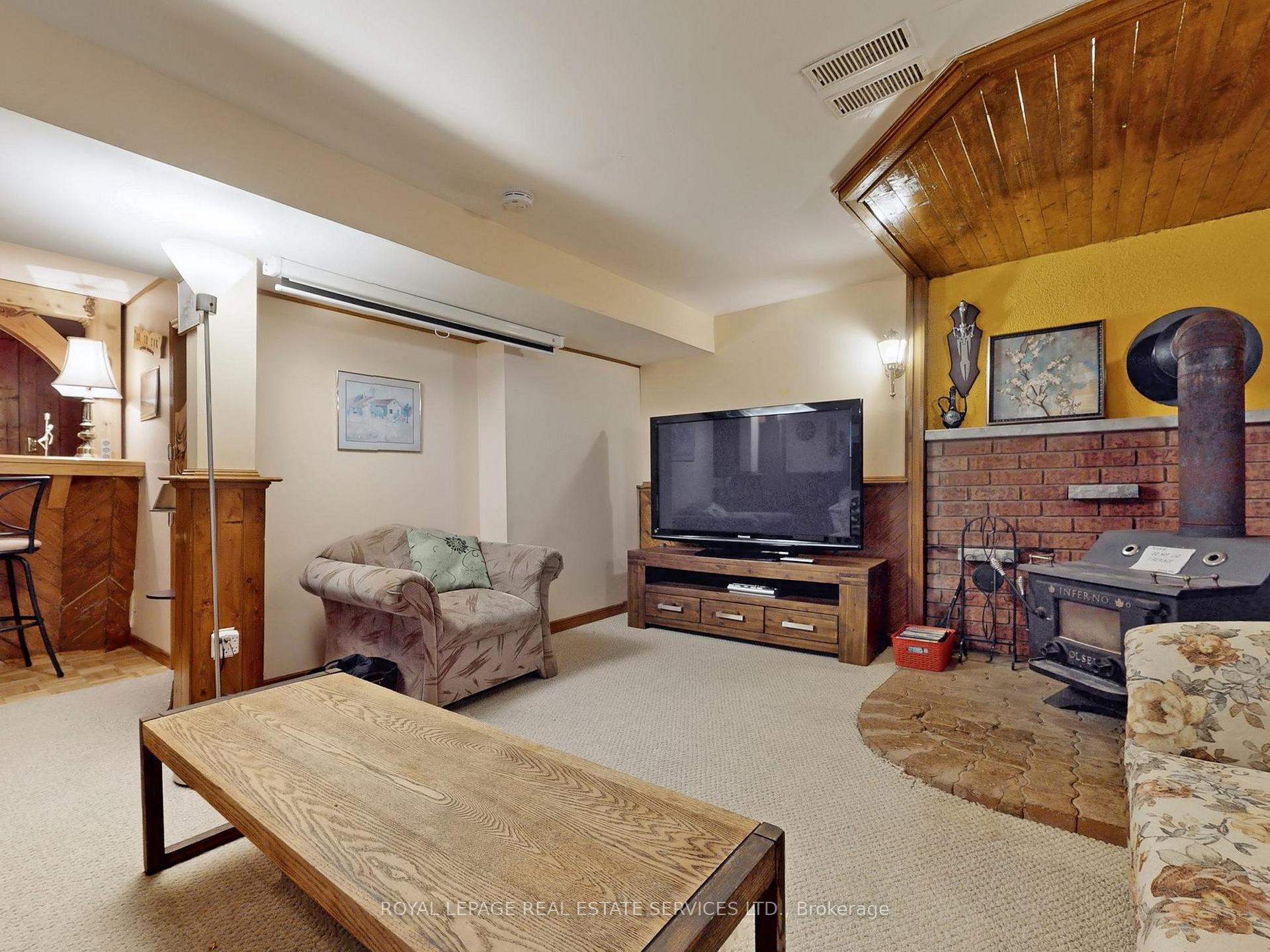 Photo 24 of 1351 Mosley Street, Wasaga Beach — HOMEH