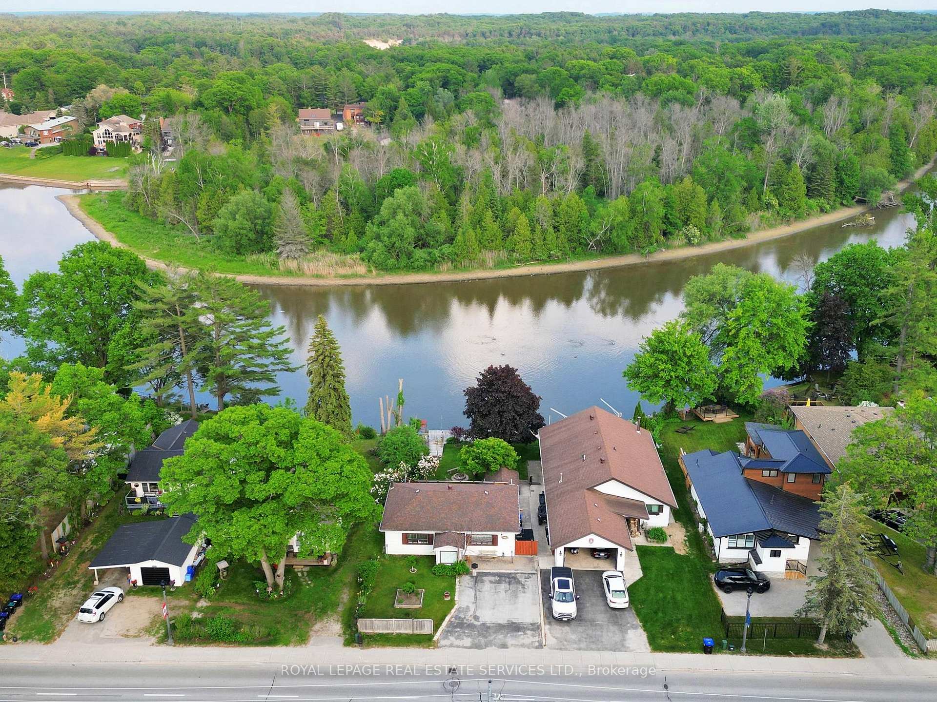 Photo 47 of 1351 Mosley Street, Wasaga Beach — HOMEH