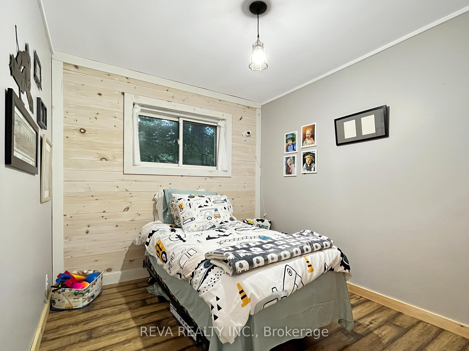 Photo 17 of 27640 Hwy 28 S, Faraday — HOMEH