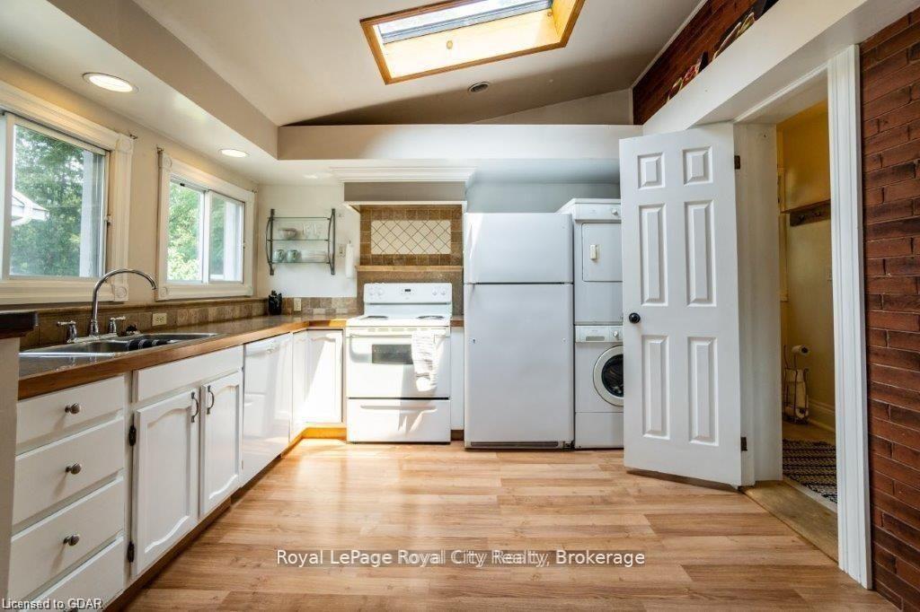 Photo 1 of 96A Harris Street, Guelph, St. Patrick's Ward — HOMEH