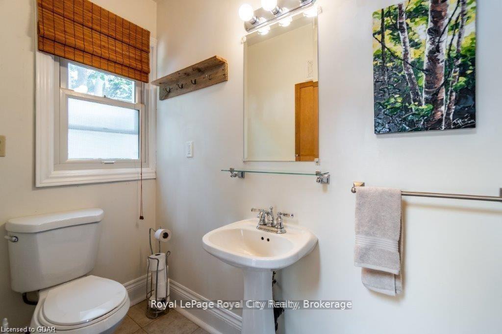 Photo 3 of 96A Harris Street, Guelph, St. Patrick's Ward — HOMEH