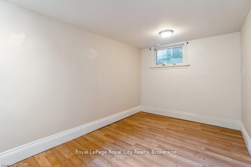Photo 4 of 96A Harris Street, Guelph, St. Patrick's Ward — HOMEH