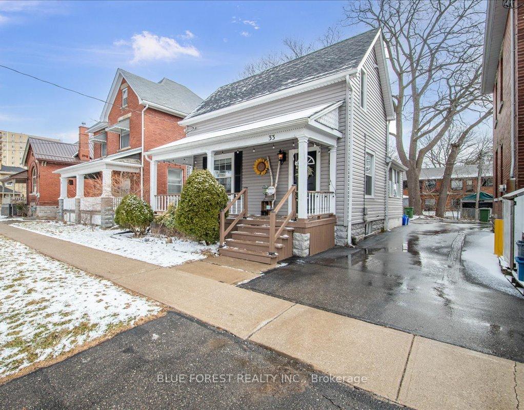 Photo 1 of 33 Metcalfe Street, St. Thomas — HOMEH