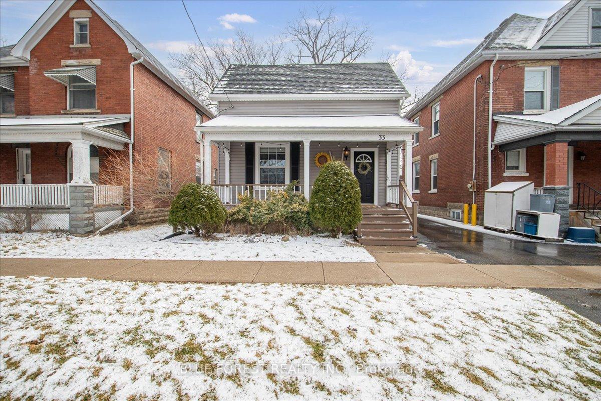 Photo 8 of 33 Metcalfe Street, St. Thomas — HOMEH