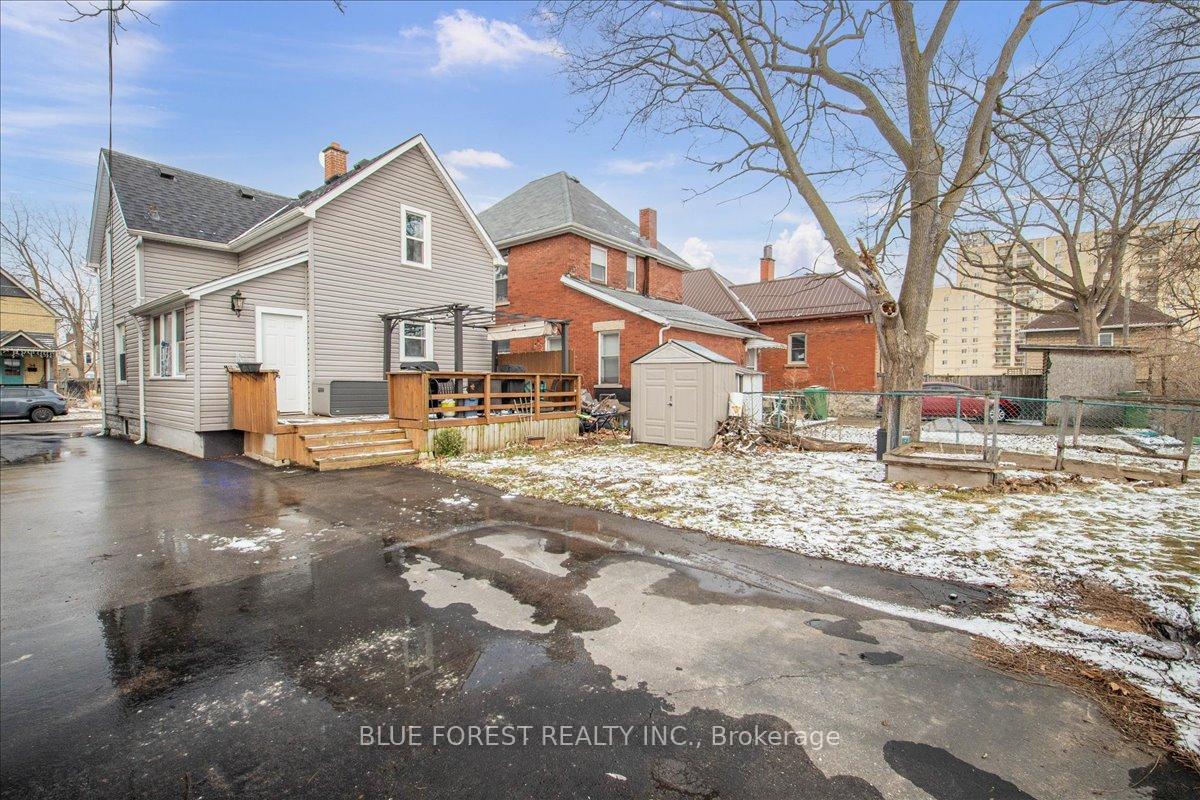 Photo 32 of 33 Metcalfe Street, St. Thomas — HOMEH