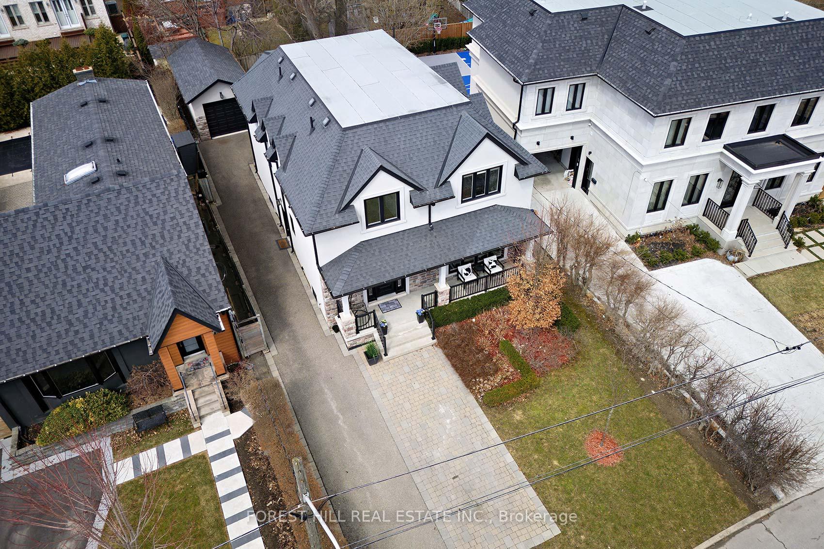 Photo 9 of 36 Manor Haven Road, Toronto, Englemount-Lawrence — HOMEH