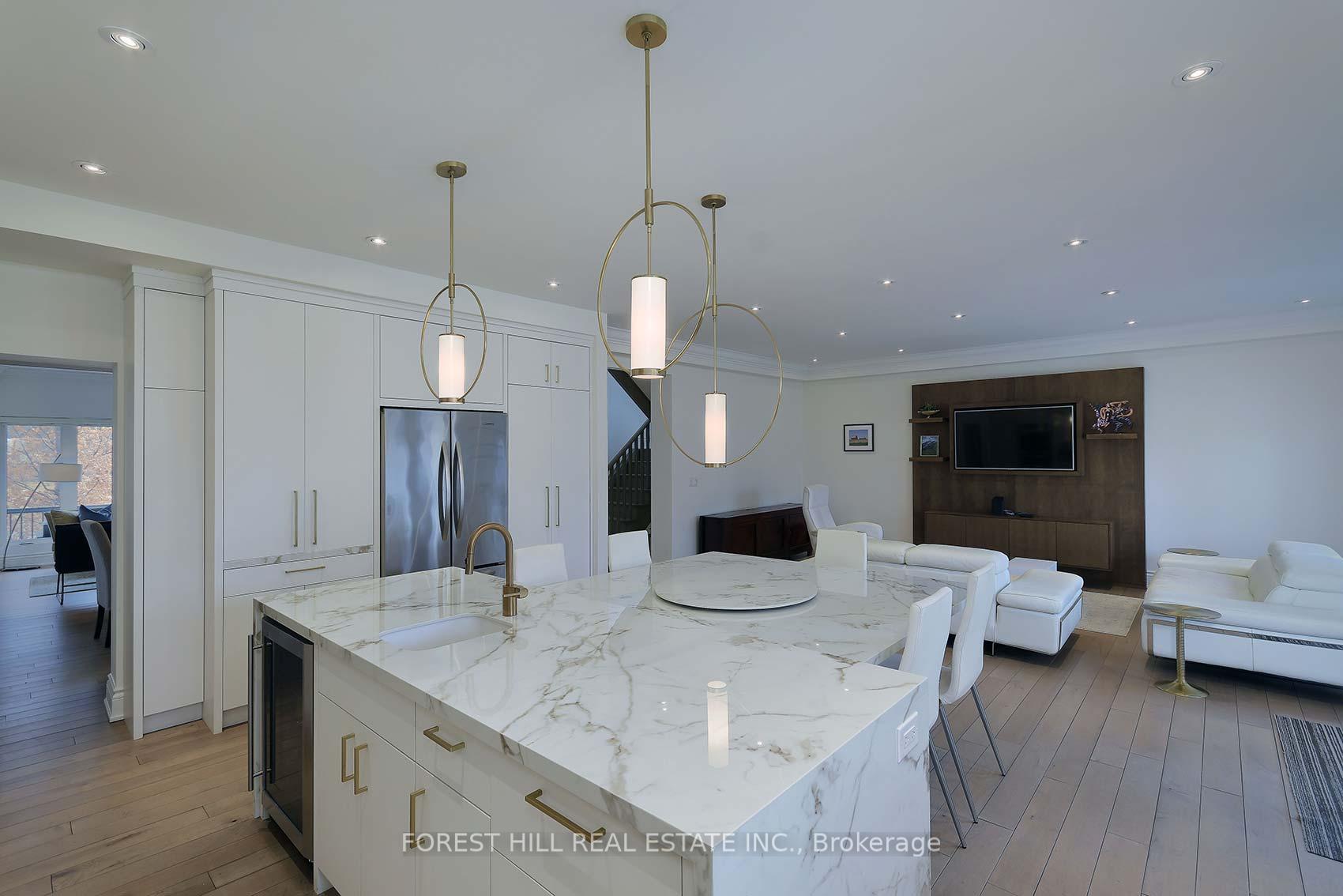 Photo 7 of 36 Manor Haven Road, Toronto, Englemount-Lawrence — HOMEH