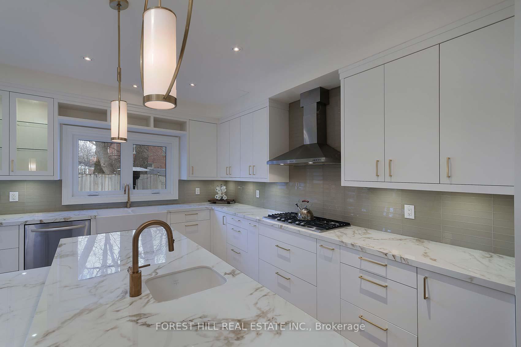 Photo 26 of 36 Manor Haven Road, Toronto, Englemount-Lawrence — HOMEH