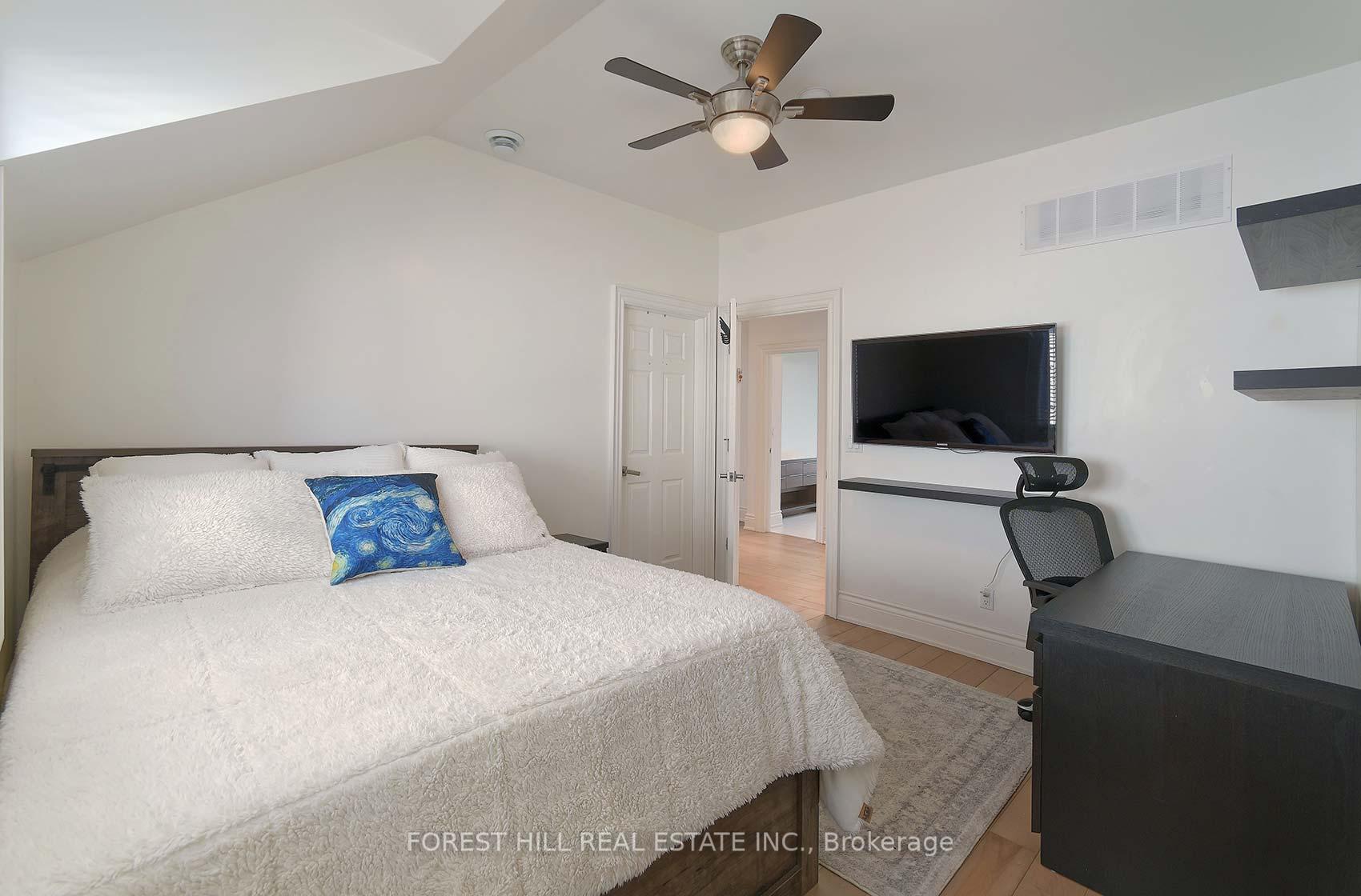 Photo 41 of 36 Manor Haven Road, Toronto, Englemount-Lawrence — HOMEH