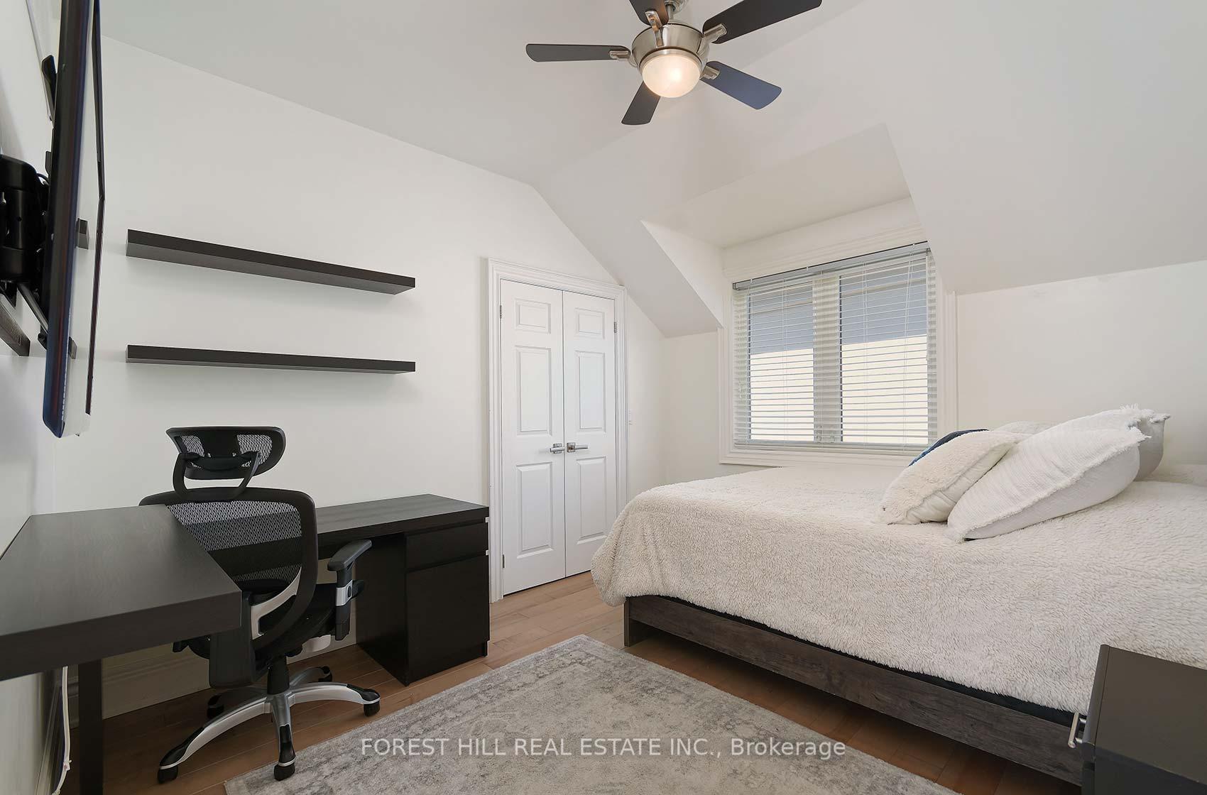 Photo 35 of 36 Manor Haven Road, Toronto, Englemount-Lawrence — HOMEH
