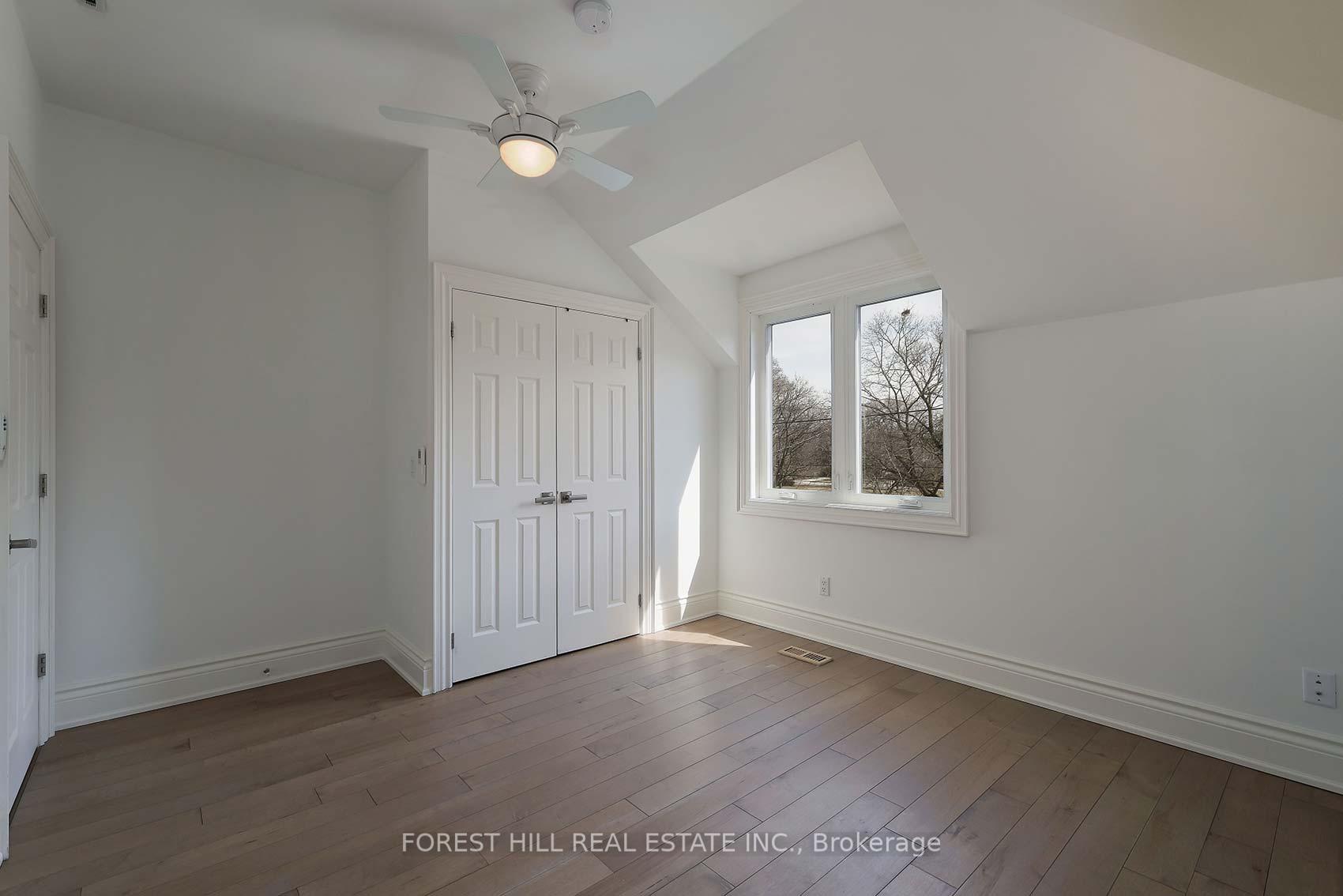 Photo 24 of 36 Manor Haven Road, Toronto, Englemount-Lawrence — HOMEH