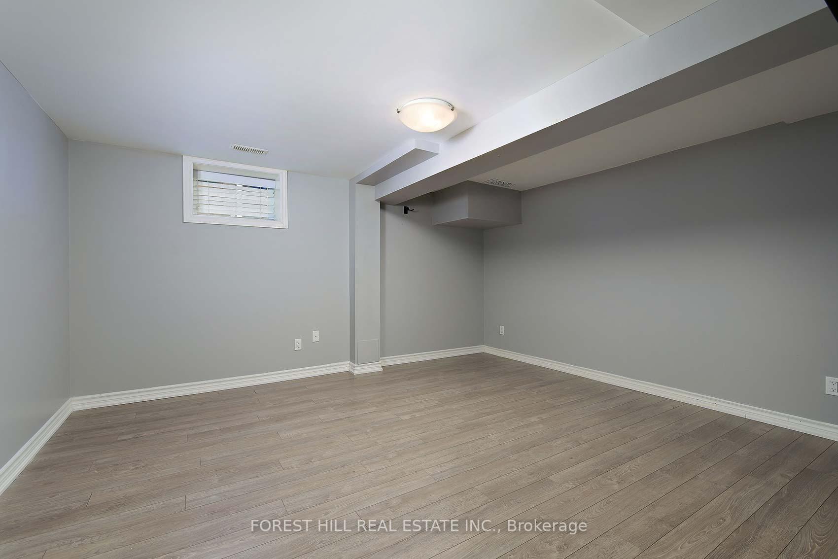 Photo 28 of 36 Manor Haven Road, Toronto, Englemount-Lawrence — HOMEH