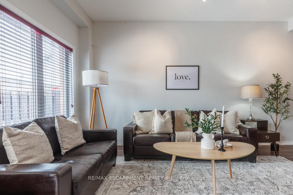 Photo 6 of 41 Bankfield Crescent, Hamilton, Stoney Creek — HOMEH