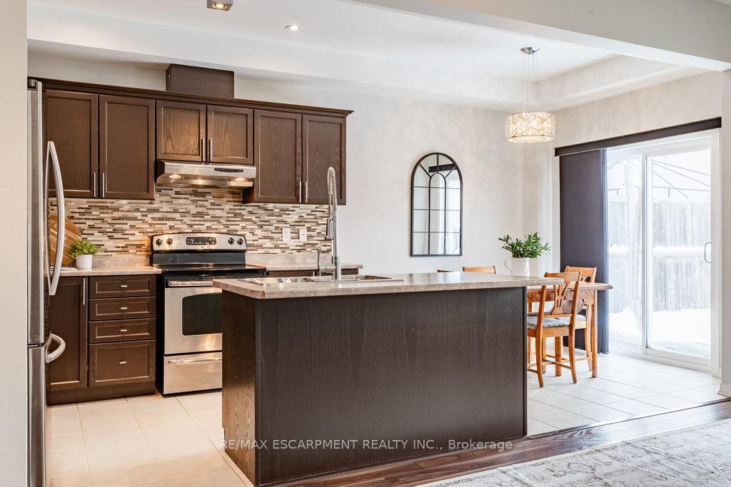 Photo 10 of 41 Bankfield Crescent, Hamilton, Stoney Creek — HOMEH