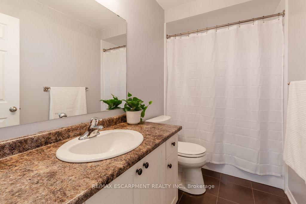 Photo 26 of 41 Bankfield Crescent, Hamilton, Stoney Creek — HOMEH
