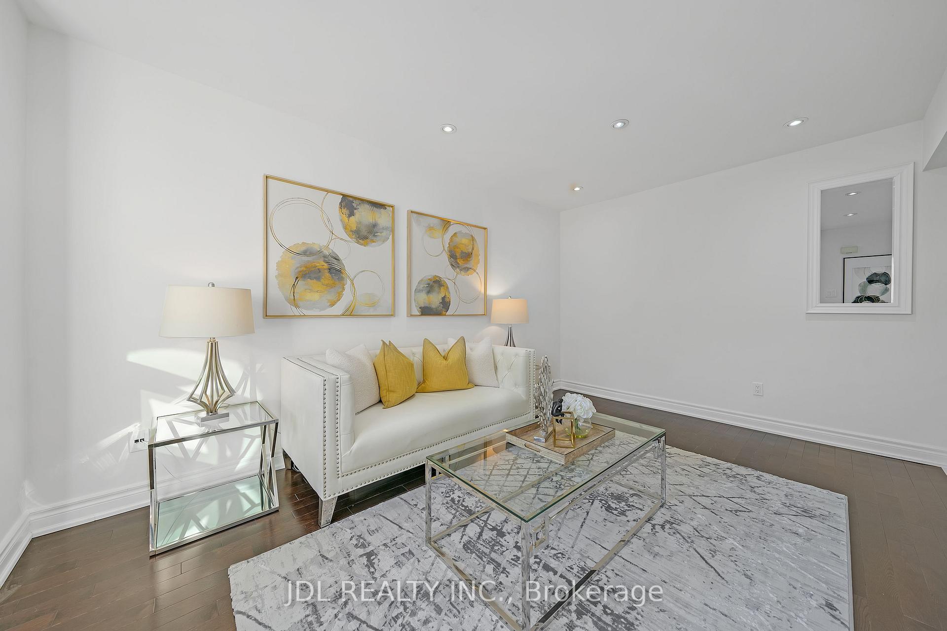 Photo 10 of 7 Parkins Drive, Ajax, Central — HOMEH