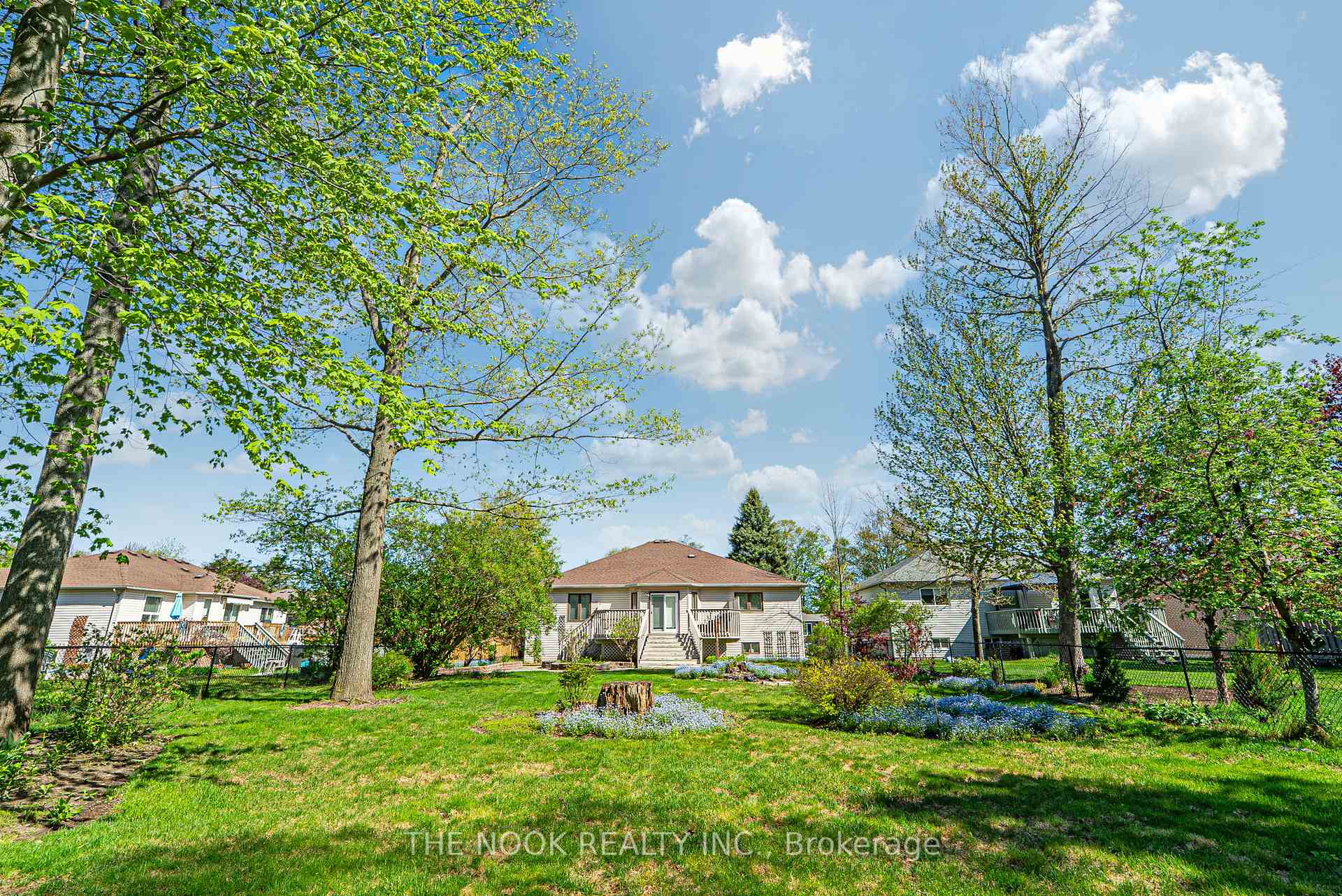Photo 44 of 72 Silver Birch Avenue, Wasaga Beach — HOMEH