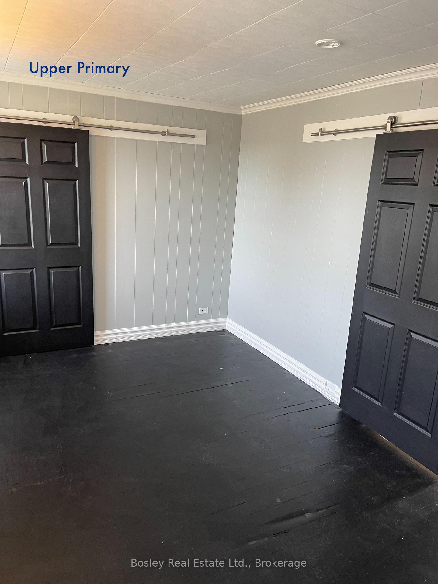 Photo 17 of 381 Gloucester Street, Midland — HOMEH
