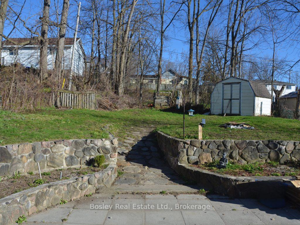 Photo 12 of 381 Gloucester Street, Midland — HOMEH