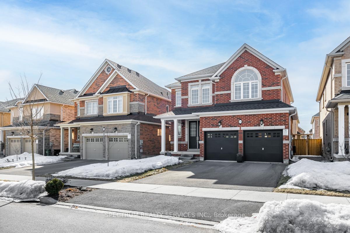 Photo 3 of 174 Whittington Drive, Hamilton, Ancaster — HOMEH