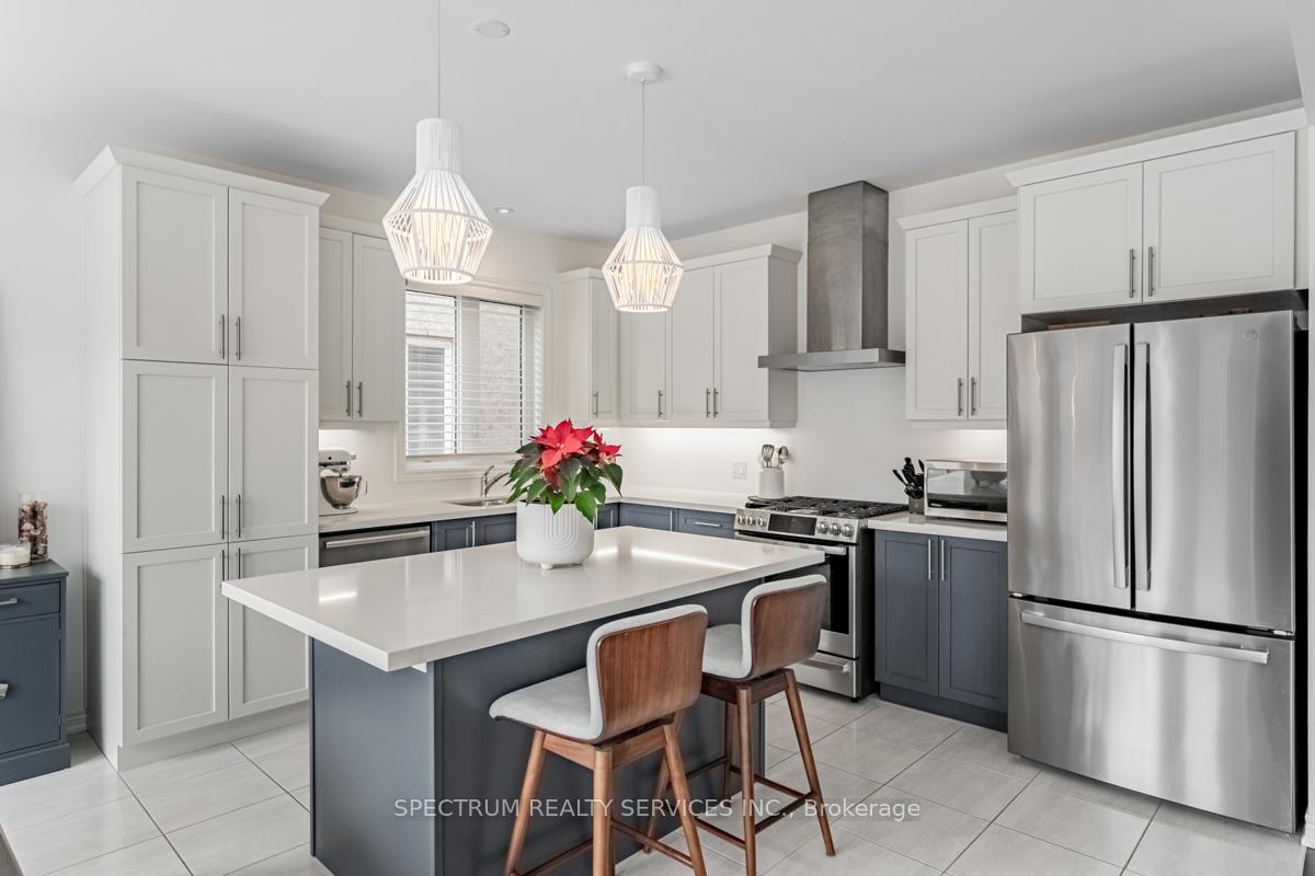 Photo 9 of 174 Whittington Drive, Hamilton, Ancaster — HOMEH