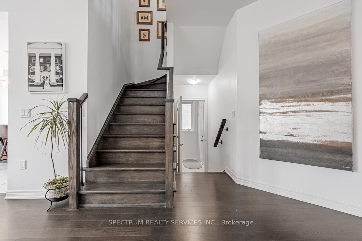 Photo 17 of 174 Whittington Drive, Hamilton, Ancaster — HOMEH