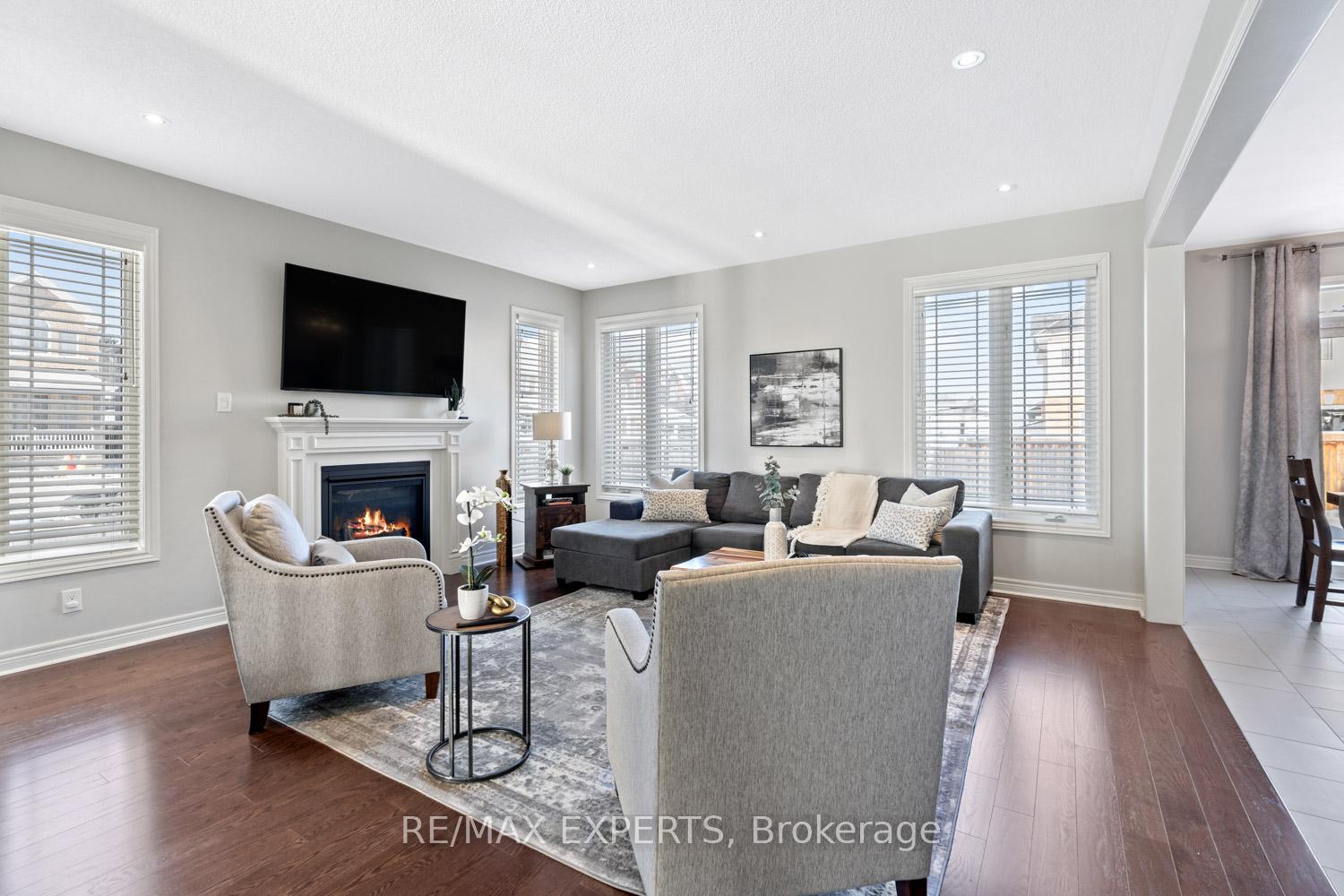 Photo 16 of 60 McCabe Lane, New Tecumseth, Tottenham — HOMEH