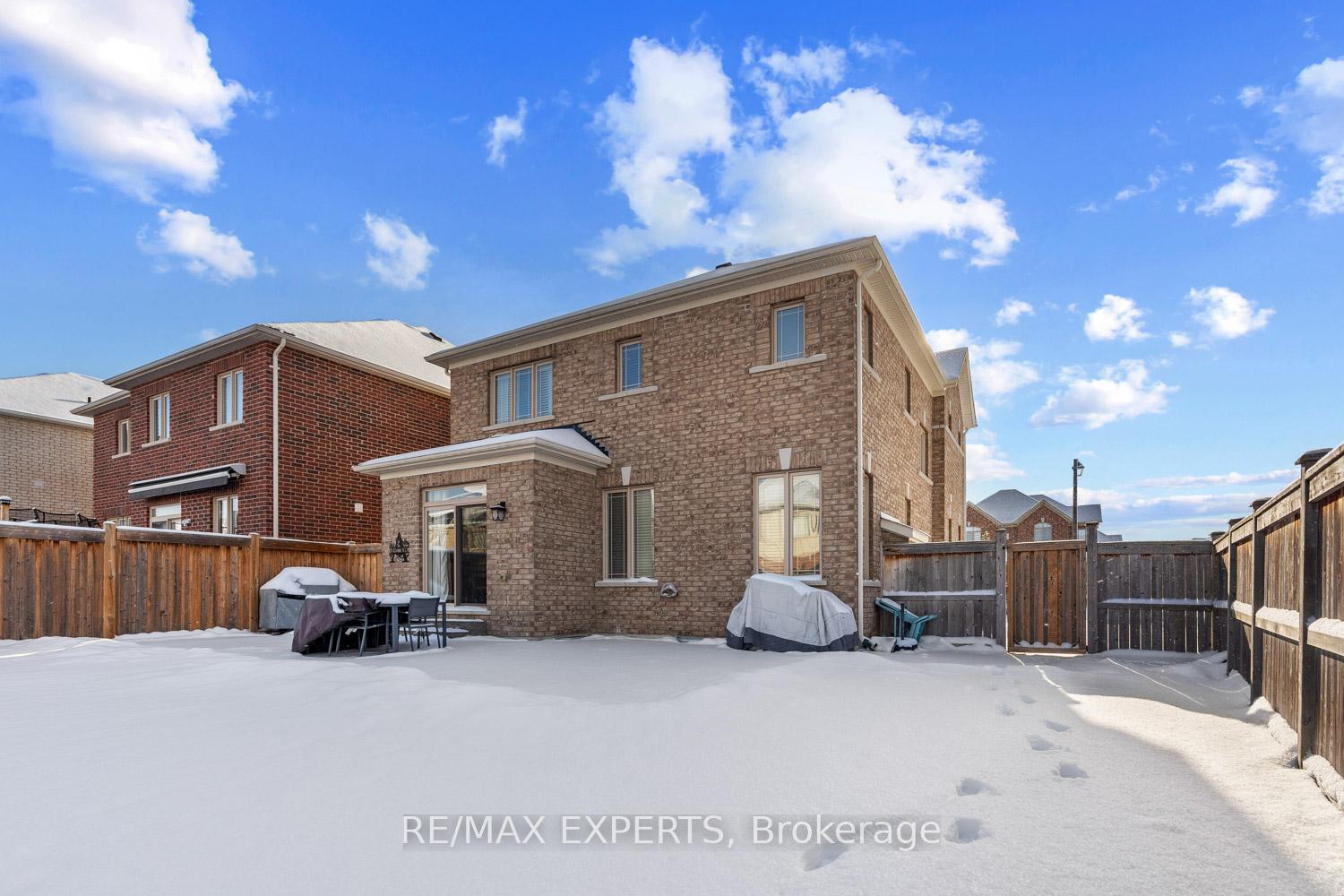 Photo 34 of 60 McCabe Lane, New Tecumseth, Tottenham — HOMEH