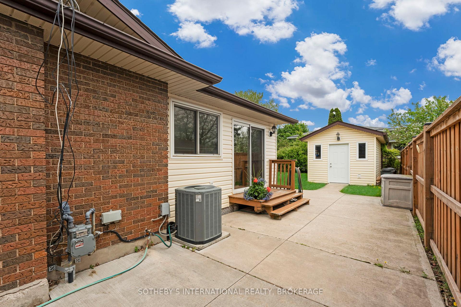 Photo 37 of 4 Huntley Crescent, St. Catharines, Carlton/Bunting — HOMEH
