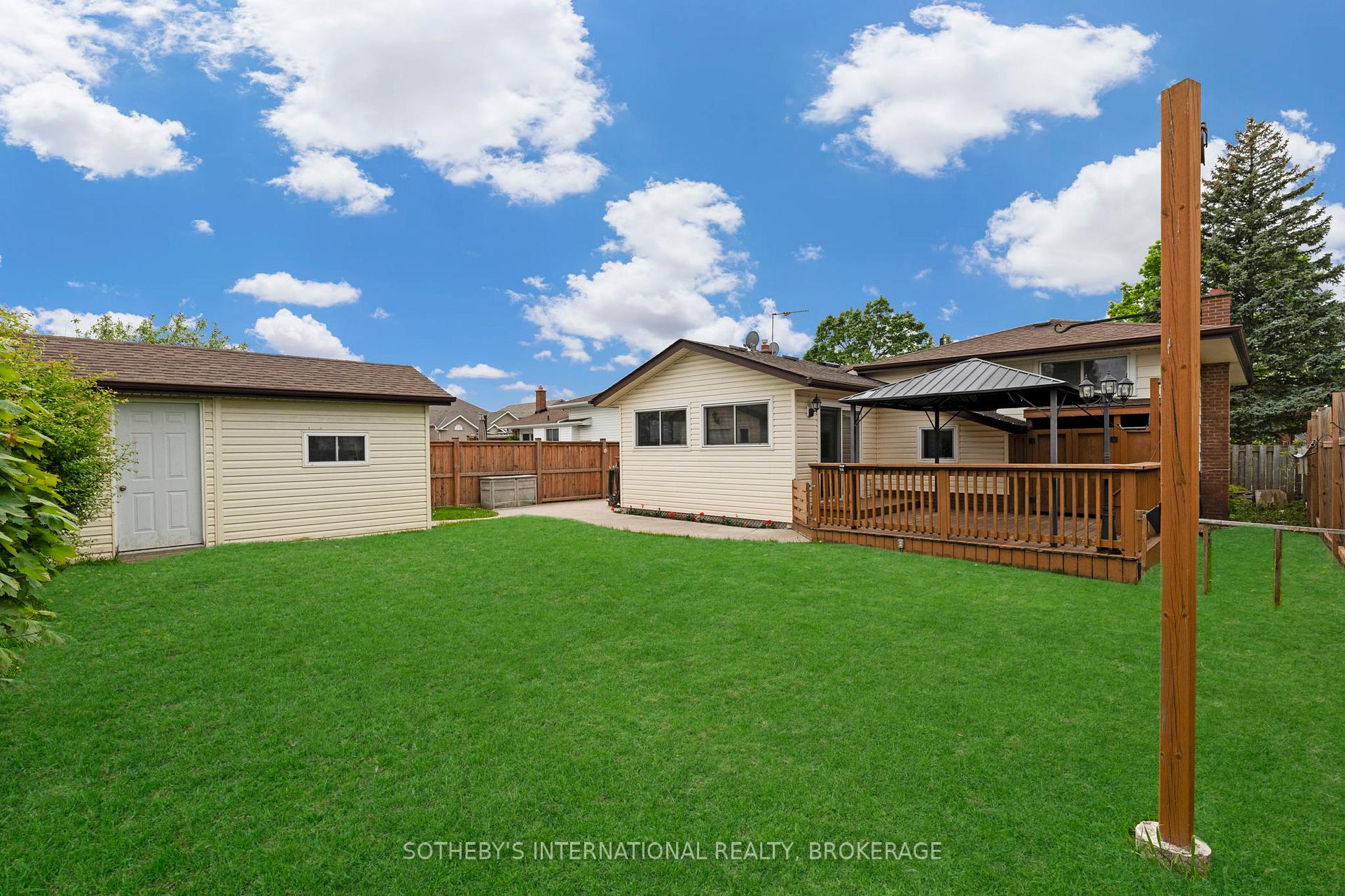 Photo 38 of 4 Huntley Crescent, St. Catharines, Carlton/Bunting — HOMEH