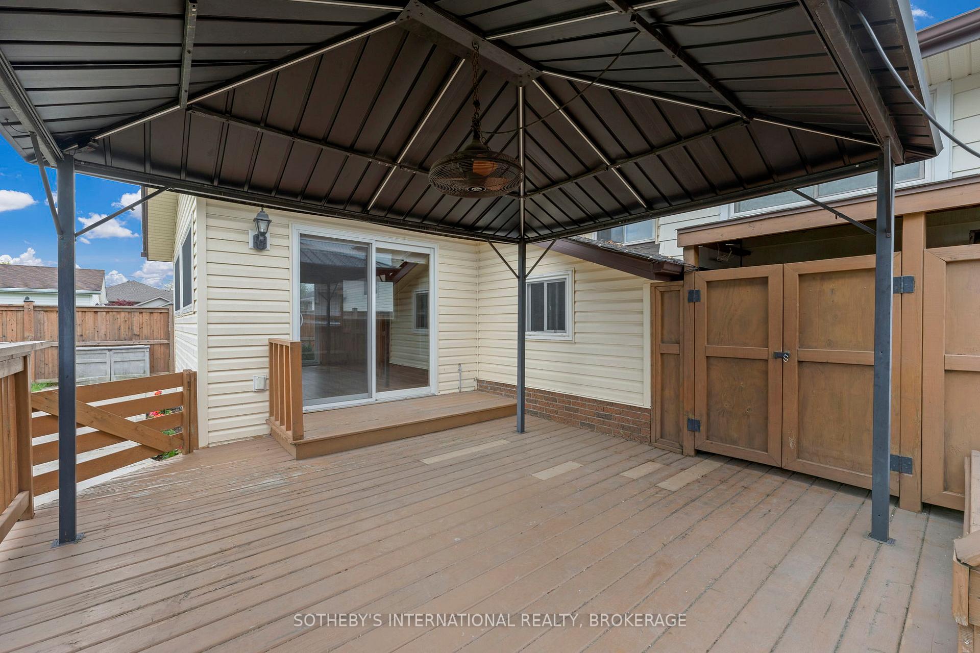 Photo 36 of 4 Huntley Crescent, St. Catharines, Carlton/Bunting — HOMEH