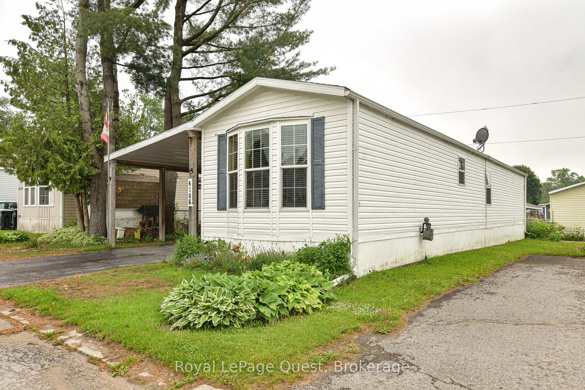 Front of 4106 Elaine Street
