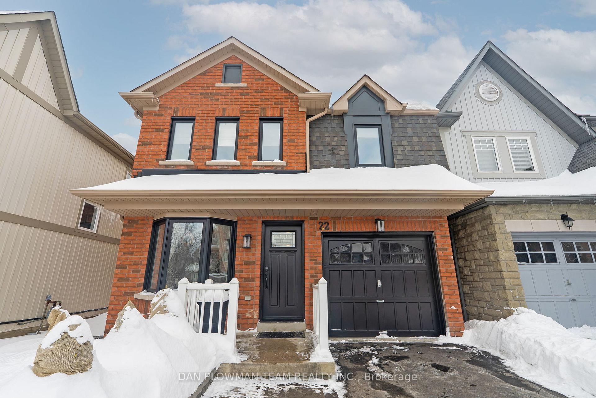 Front of 22 Breezewood Court