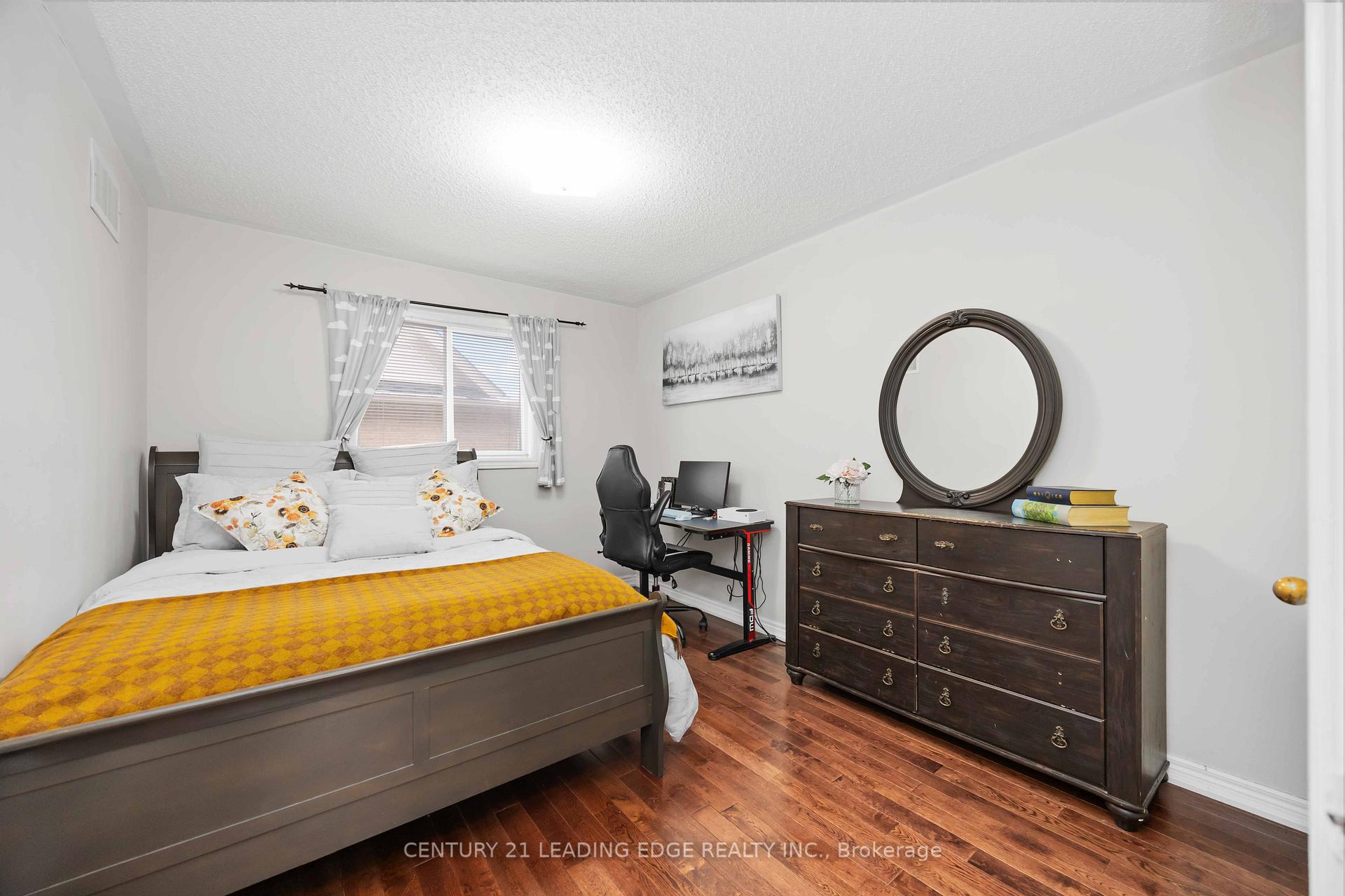 Photo 28 of 10 Shuttleworth Drive, Clarington, Courtice — HOMEH