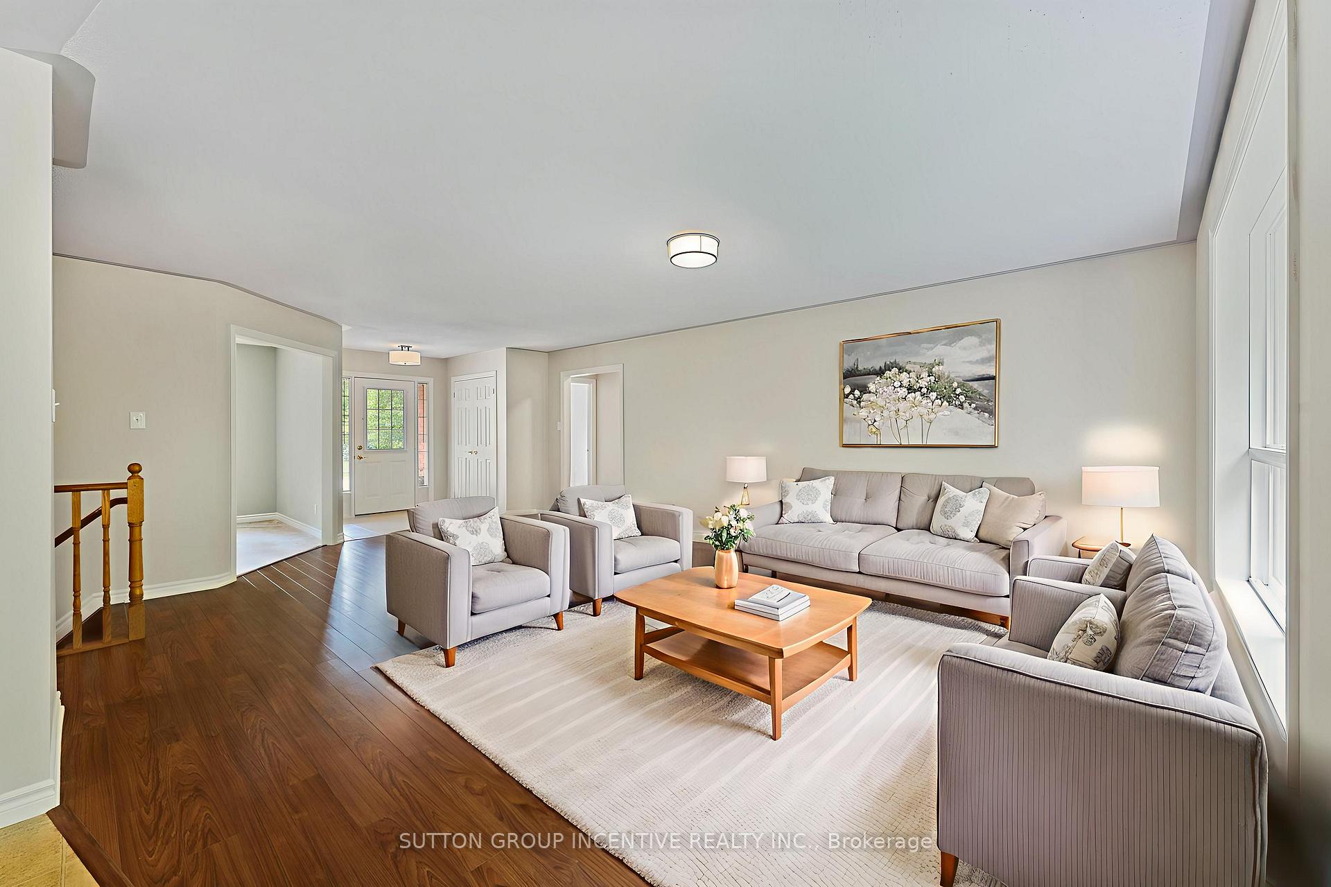 Photo 4 of 40 O'Neill Circle, Springwater, Phelpston — HOMEH