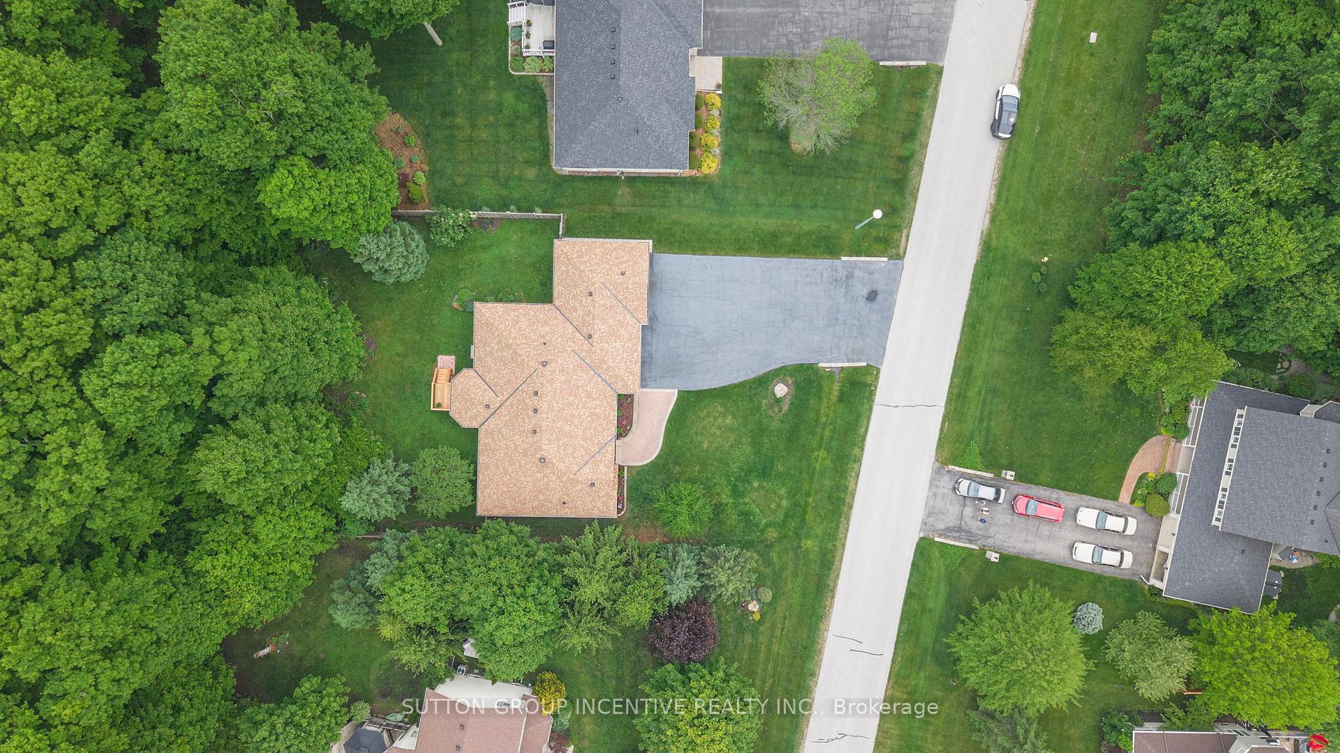 Photo 17 of 40 O'Neill Circle, Springwater, Phelpston — HOMEH