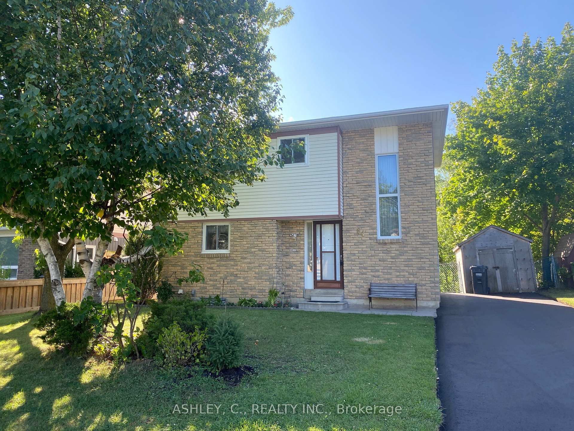 Photo 7 of 64 Downey Drive, Caledon, Bolton East — HOMEH
