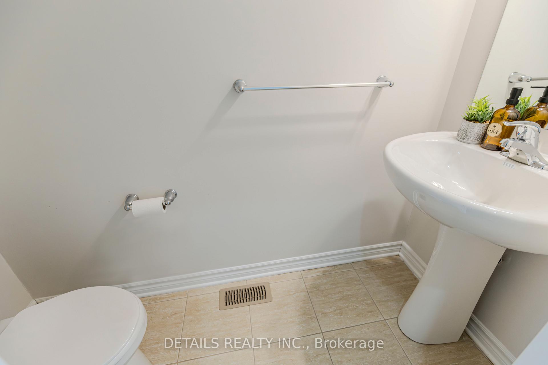 Photo 2 of 265 Tim Sheehan Place, Ottawa, Kanata - Emerald Meadows/Trailwest — HOMEH